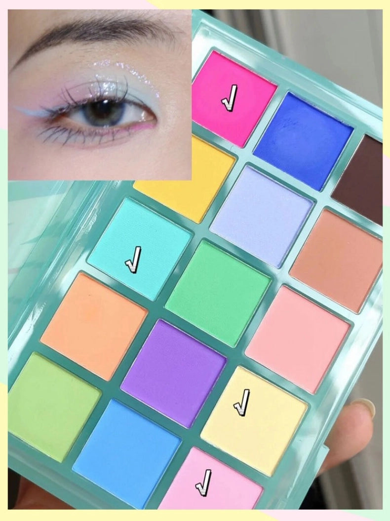 UCANBE 15 Colors Eyeshadow Palette Mint Candy 10.8g