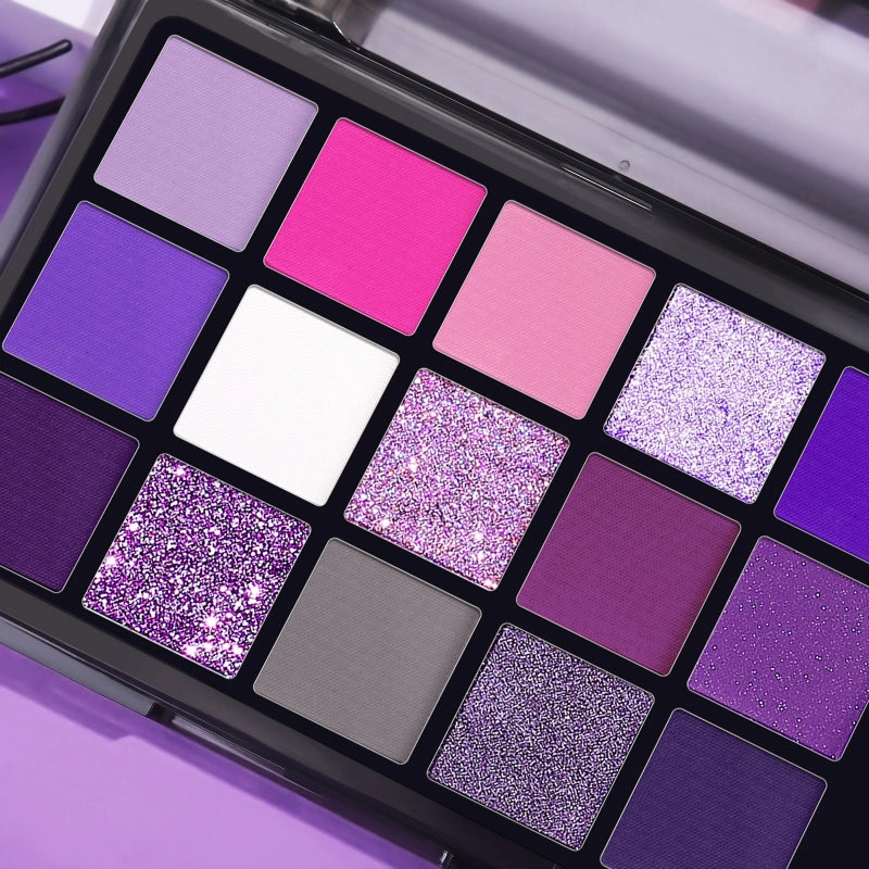 15 Colors Eyeshadow Palette Purple Witch 10.8g
